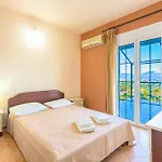 מלון דירות Ionian Balcony Chavdata