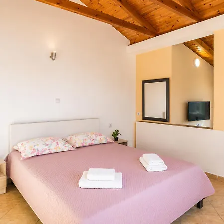 Apart Otel Ionian Balcony Chavdata
