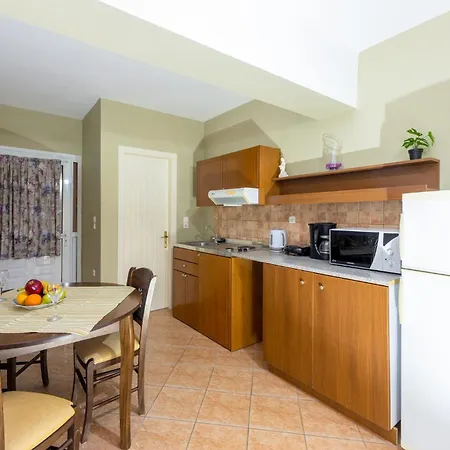 Lejlighedshotel Ionian Balcony 3*